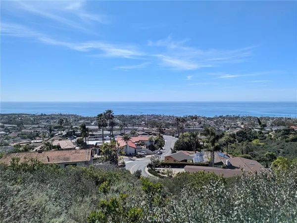 $6,000,000 | 504 East Avenida San Juan, San Clemente, CA 92672