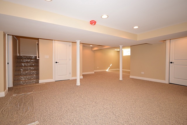 625 Selborne Road Riverside, IL 60546 - Photo 16 of 24