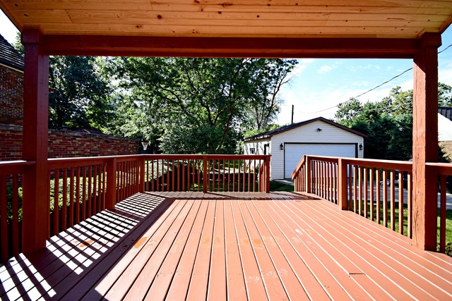 625 Selborne Road Riverside, IL 60546 - Photo 21 of 24