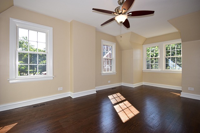 625 Selborne Road Riverside, IL 60546 - Photo 6 of 24
