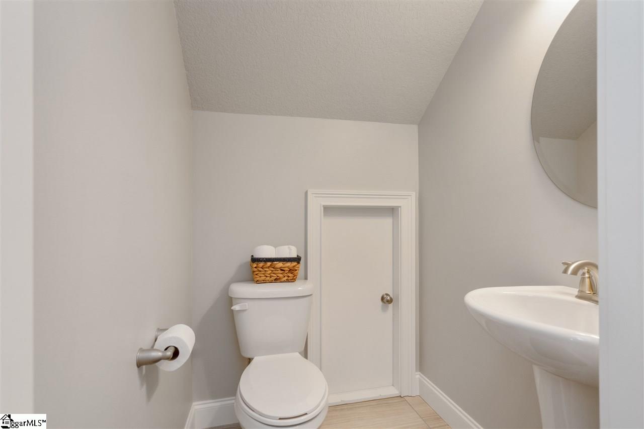 100 Southern Oaks Drive Inman, SC 29349 - Photo 17 of 31 Gallery Image 17