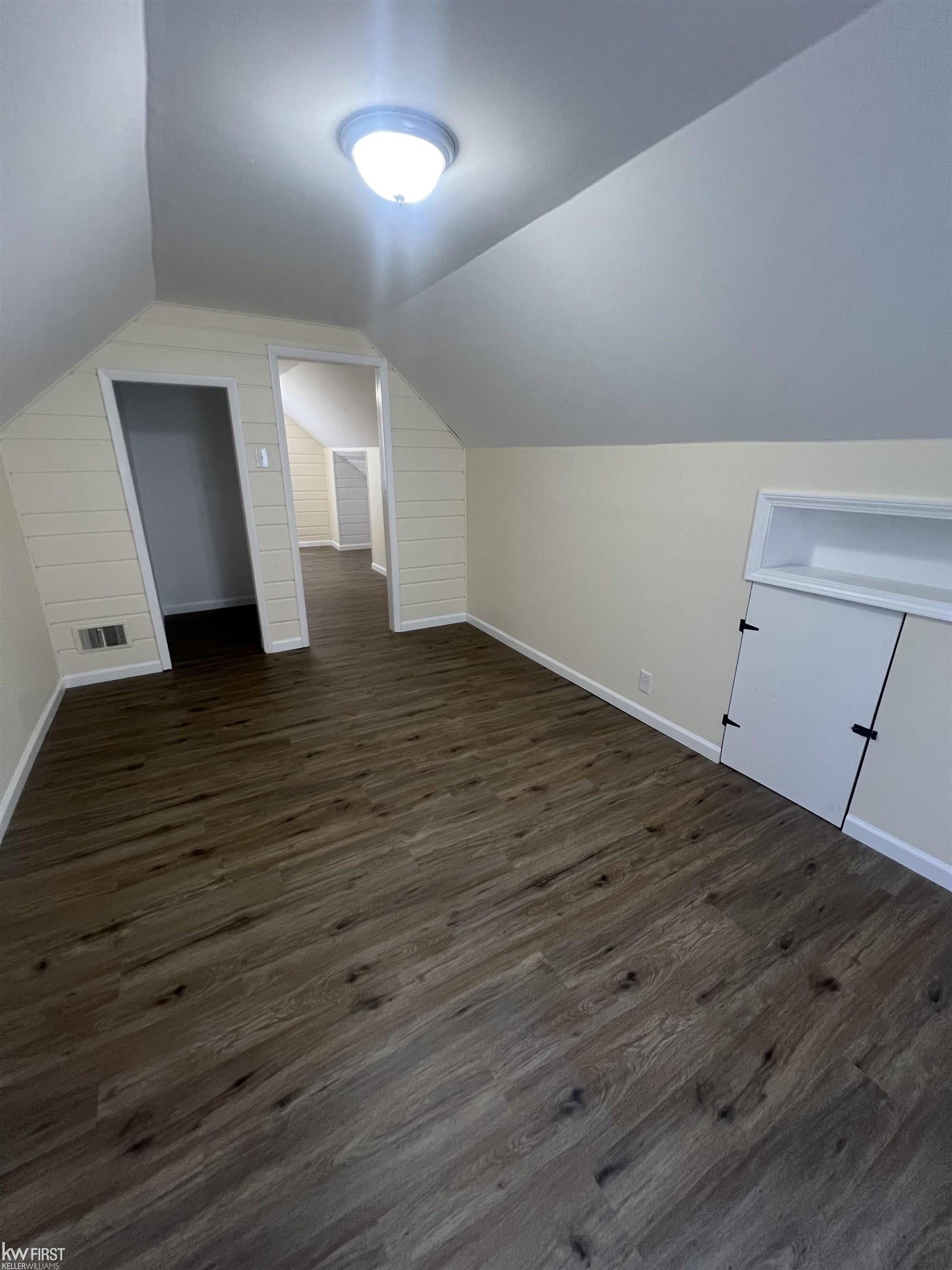4533 Pengelly Road Flint, MI 48507 - Photo 11 of 22 Gallery Image 11