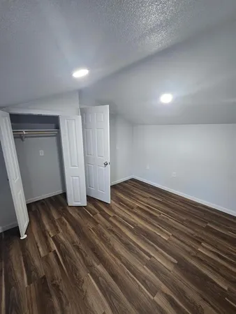 $1,250 | 7202 Base Street, Unit B, Azle, TX 76020