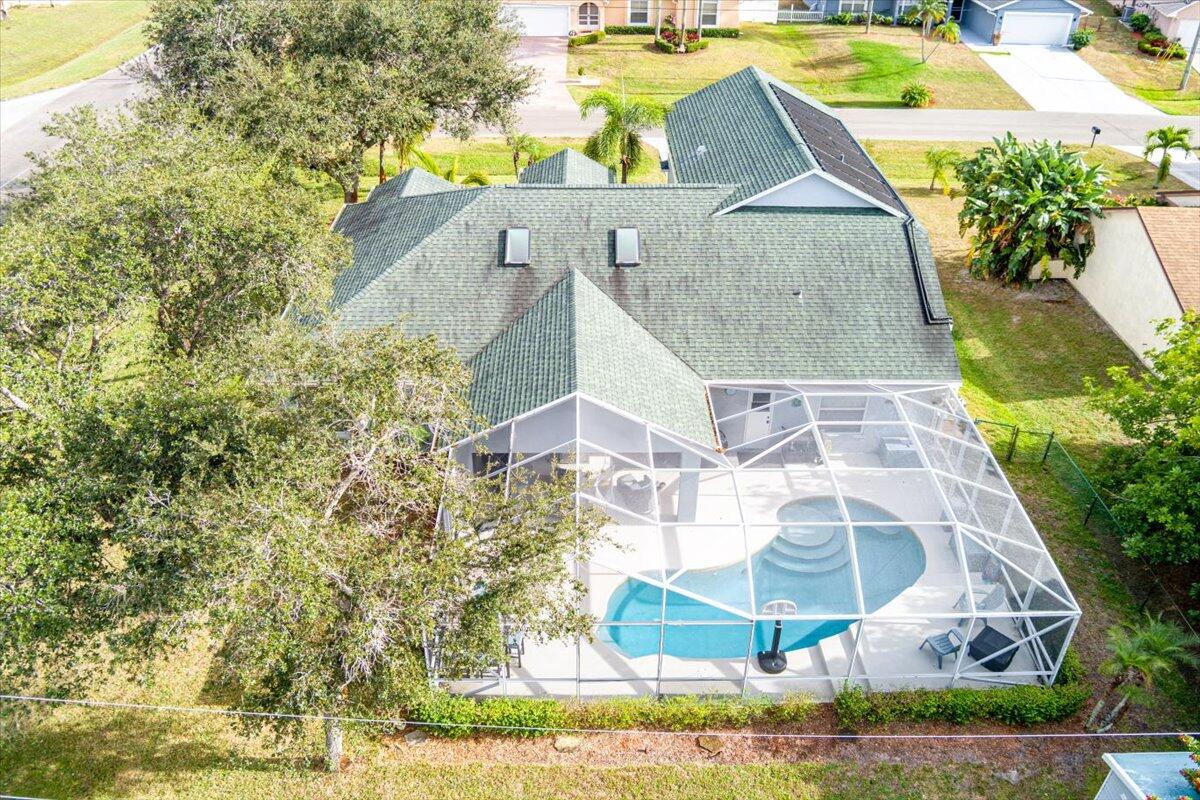 414 Southeast Cork Road Port St. Lucie, FL 34984 - Photo 6 of 38 60-MAX_0011