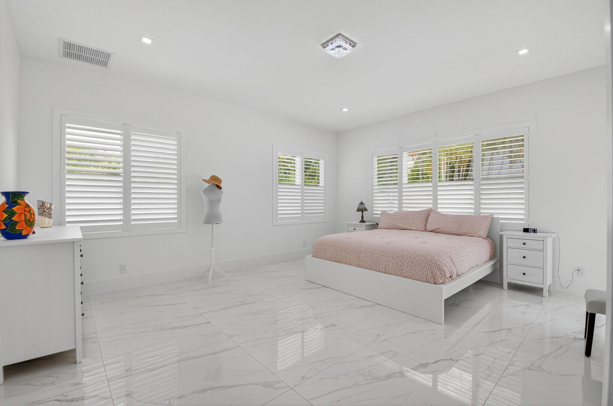 711 Northeast 6th Street Boca Raton, FL 33432 - Photo 7 of 55 Photo 7