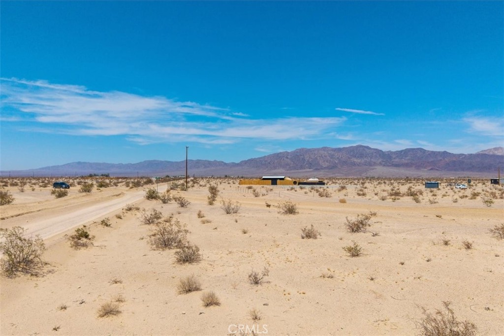 4461 Meriwether Road Twentynine Palms, CA 92277 - Photo 16 of 33
