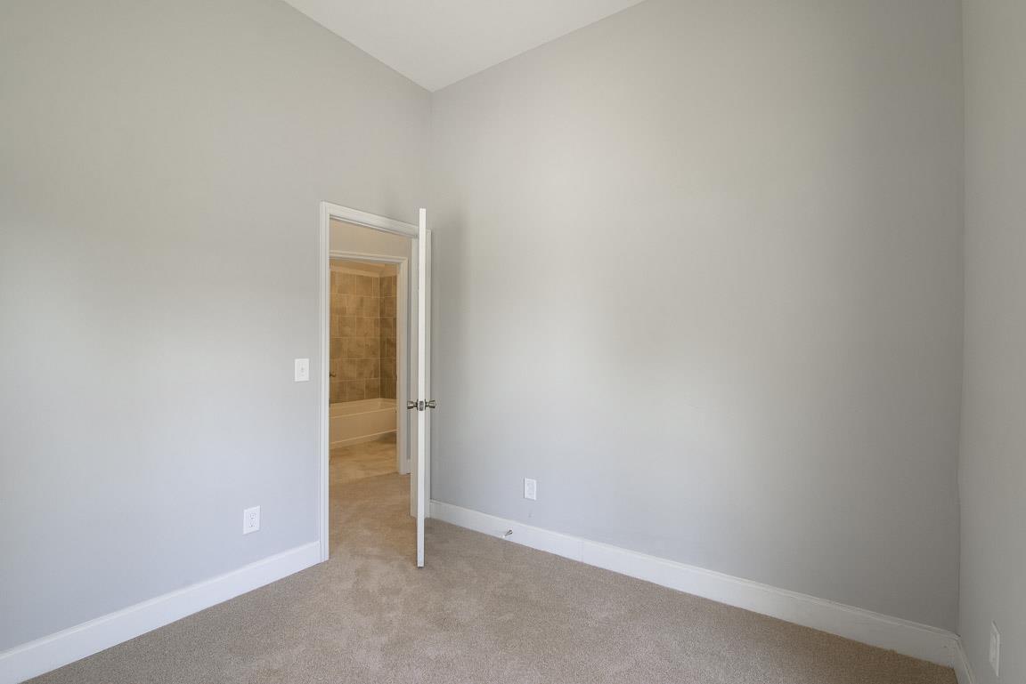 2520 New Hope Road Hendersonville, TN 37075 - Photo 11 of 20 2nd bedroom