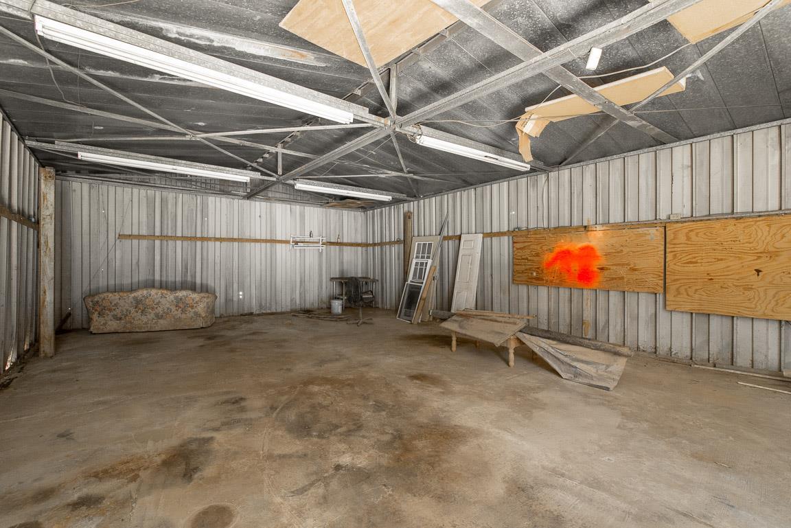 2520 New Hope Road Hendersonville, TN 37075 - Photo 17 of 20 Workshop does have electricity!