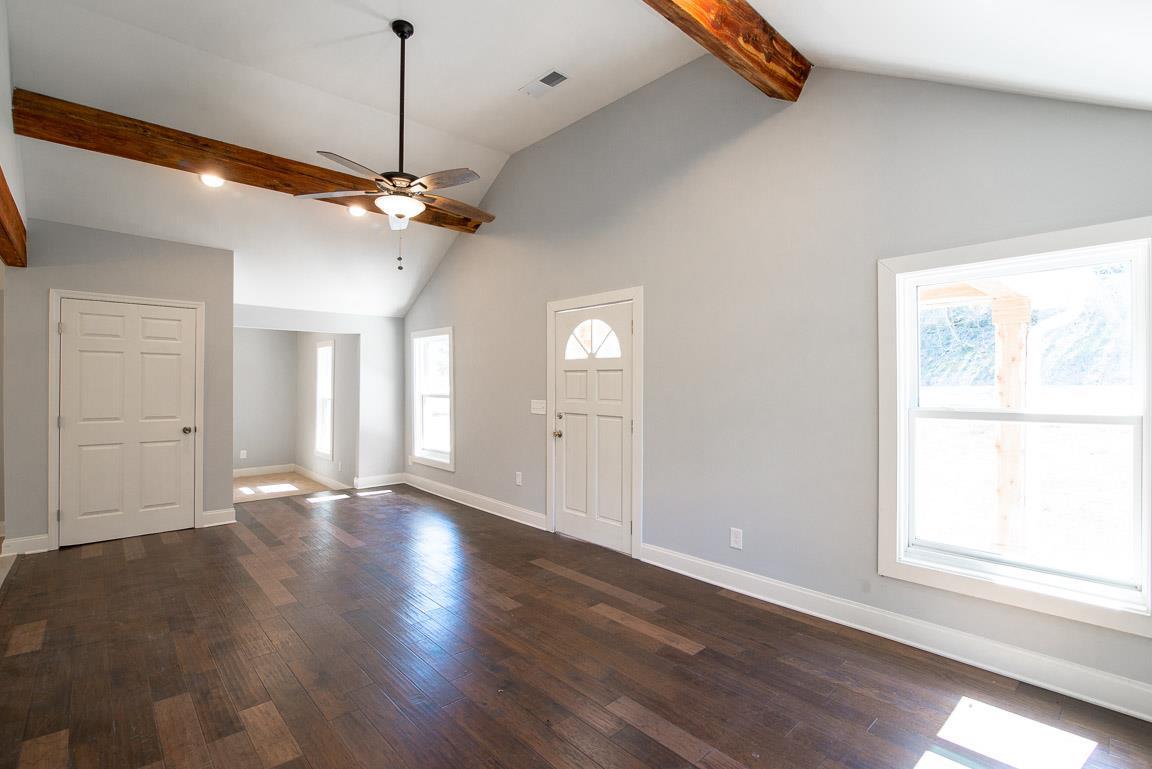 2520 New Hope Road Hendersonville, TN 37075 - Photo 3 of 20 Check out the cedar beams and vaulted ceilings in the living room!