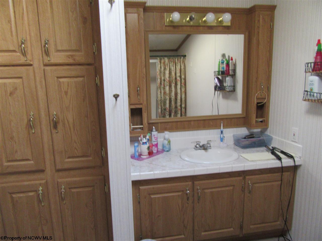 1908 Pleasant Valley Road Fairmont, WV 26554 - Photo 10 of 15 Gallery Image 10