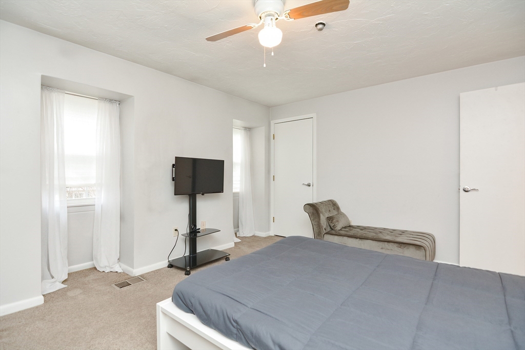 105 Erin Road, Unit 105 Stoughton, MA 02072 - Photo 24 of 42 Gallery Image 24