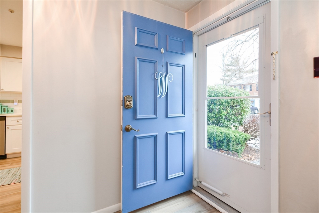 105 Erin Road, Unit 105 Stoughton, MA 02072 - Photo 5 of 42 Gallery Image 5