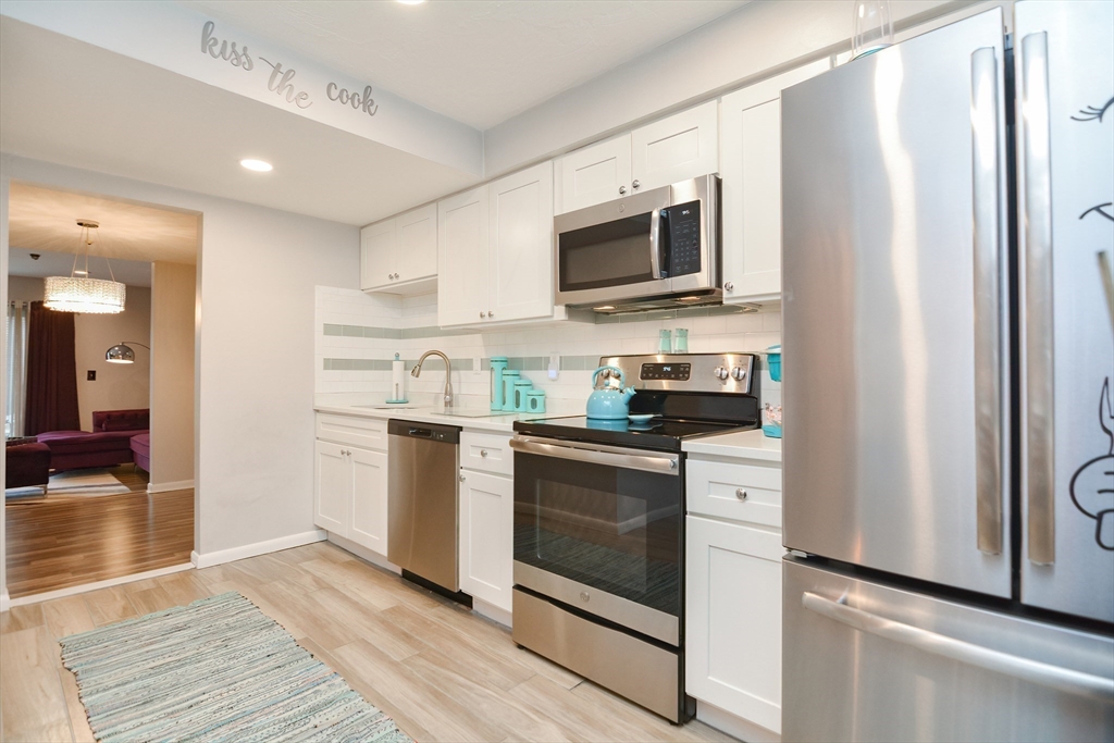 105 Erin Road, Unit 105 Stoughton, MA 02072 - Photo 10 of 42 Gallery Image 10
