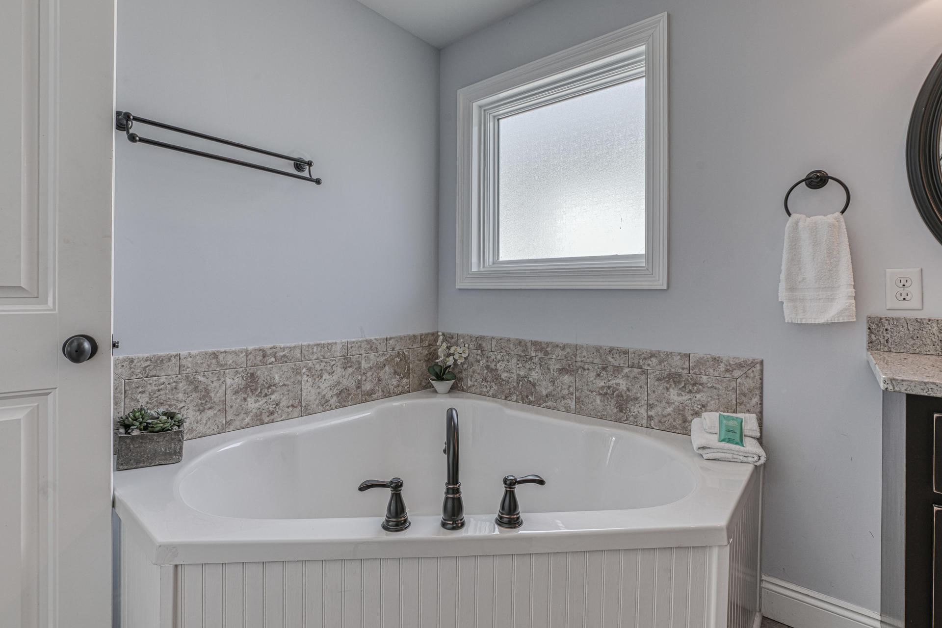 23 Lifeguard Loop East Inlet Beach, FL 32461 - Photo 23 of 39 a bathroom with a bathtub