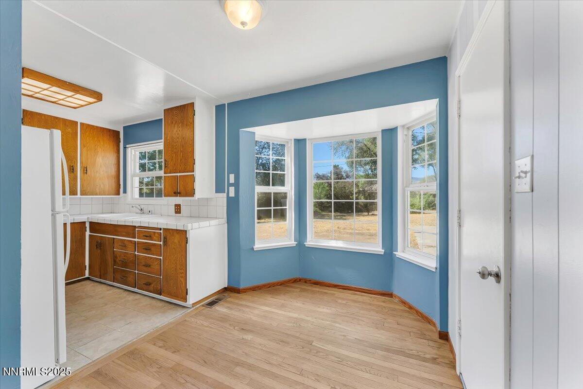 1765 Harold Drive Reno, NV 89503 - Photo 5 of 22 Living kitchen