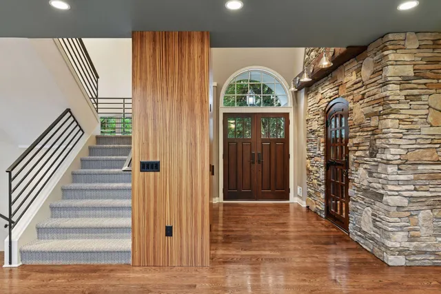 $15,000 | 3135 A Shore Drive North, Wayzata, MN 55391