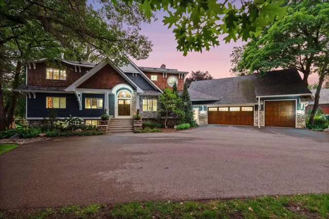 $15,000 | 3135 A Shore Drive North, Wayzata, MN 55391