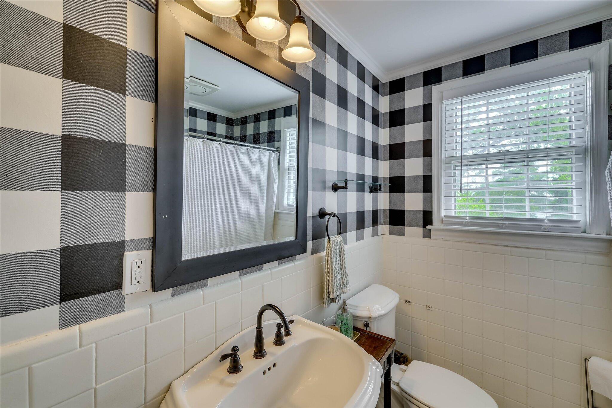 802 Hickman Road Augusta, GA 30904 - Photo 28 of 55 main level full bath