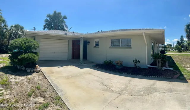 $329,000 | 7181 Blue Shore Road, Grant, FL 32949