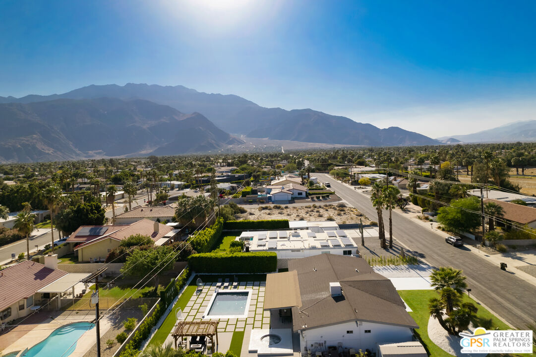 2775 East Verona Road Palm Springs, CA 92262 - Photo 8 of 73 a view of a city with a mountain