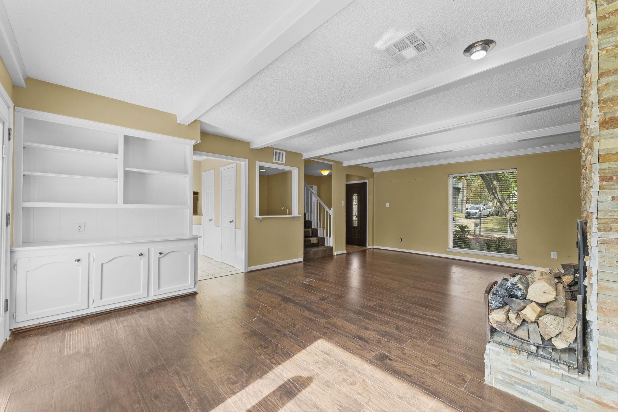 6107 Jadecrest Court Spring, TX 77389 - Photo 6 of 34