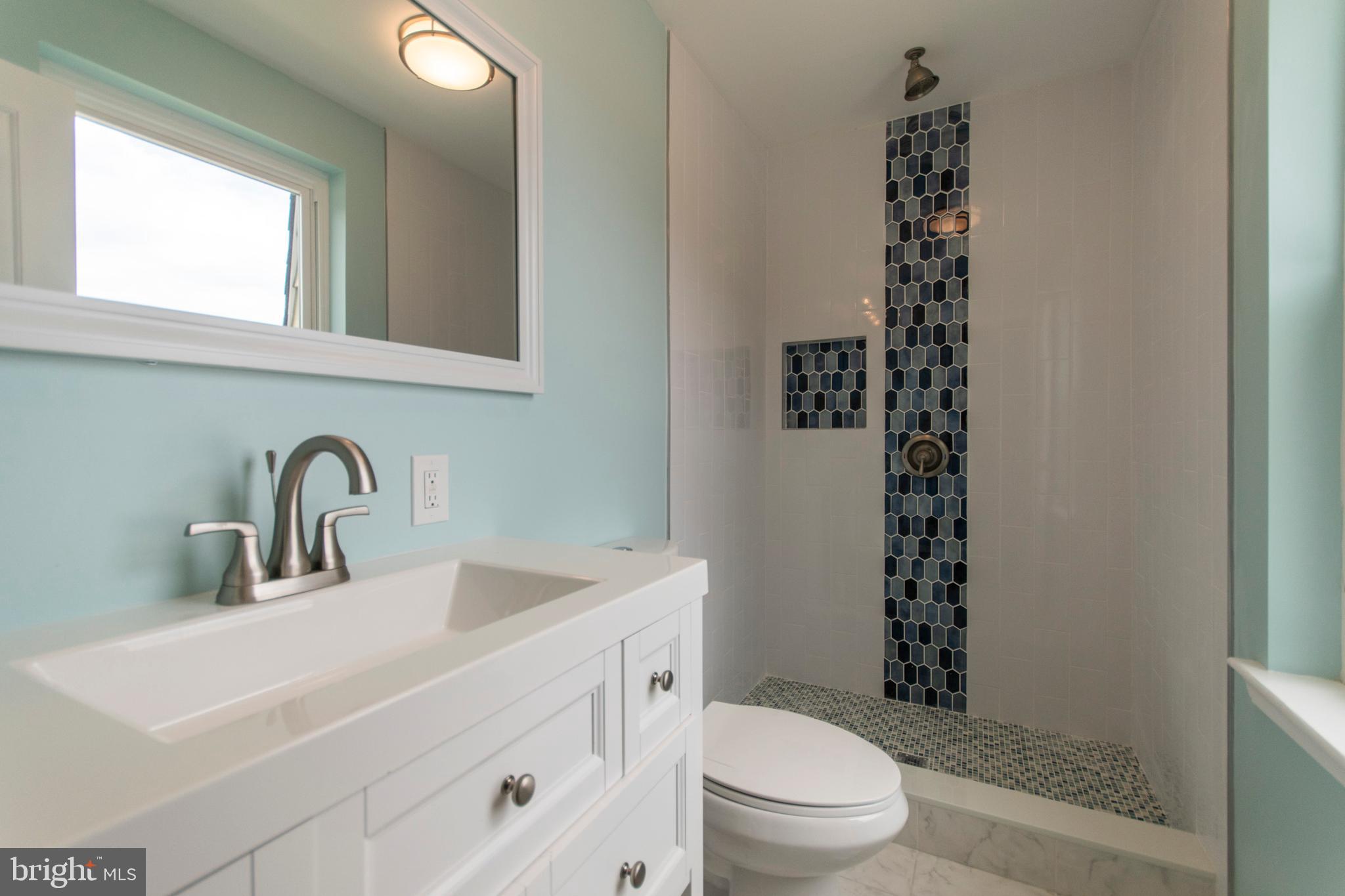 9968 President Street Philadelphia, PA 19115 - Photo 3 of 33 Gallery Image 3