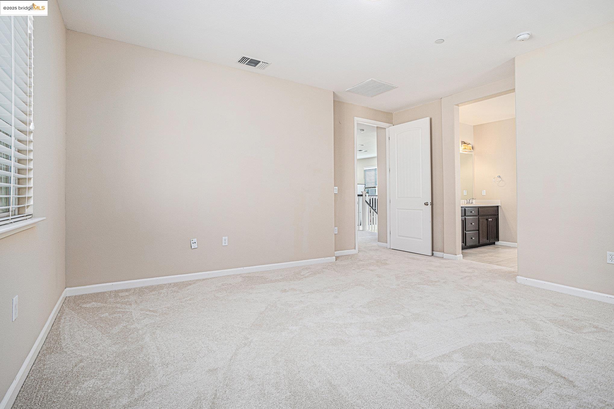 175 Halsey Way Pittsburg, CA 94565 - Photo 21 of 33 a view of an empty room
