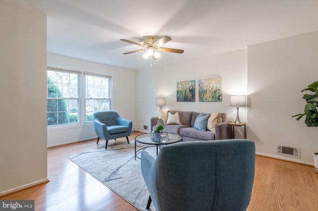 $731,000 | 8414 Cottage Street, Vienna, VA 22180