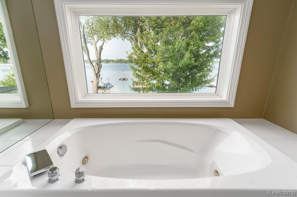 775 Lyle Drive Waterford, MI 48327 - Photo 40 of 63 Gallery Image 40