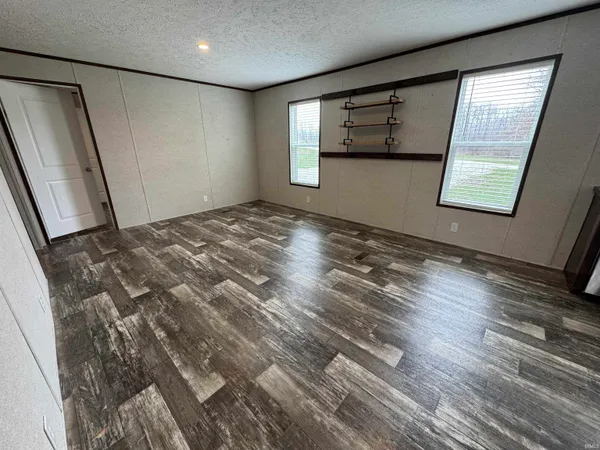 $235,000 | 9123 East Pine Road, Bloomfield, IN 47424