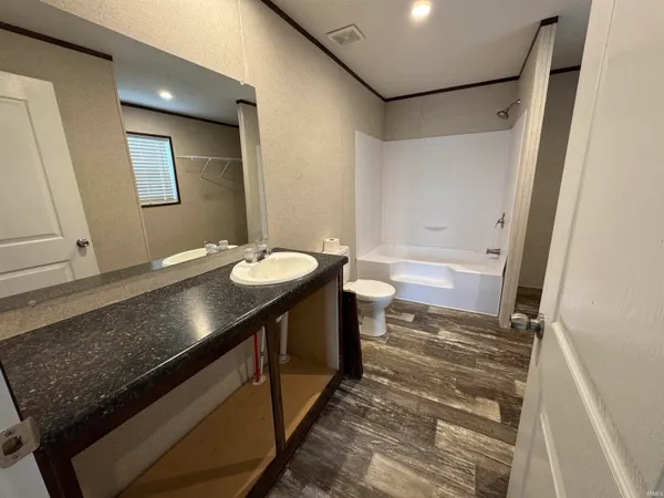 $235,000 | 9123 East Pine Road, Bloomfield, IN 47424