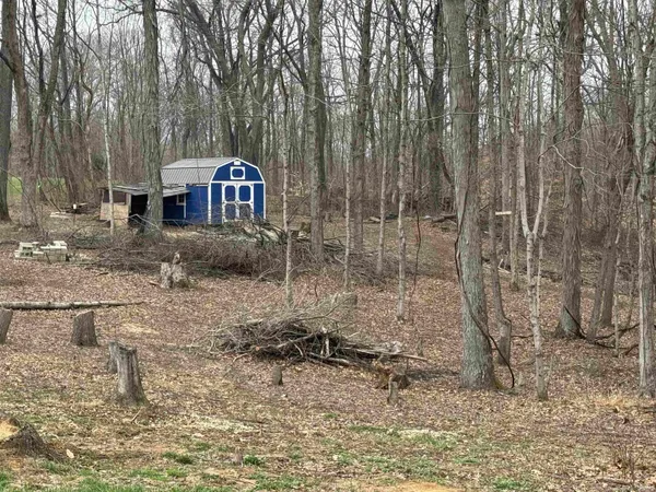 $235,000 | 9123 East Pine Road, Bloomfield, IN 47424