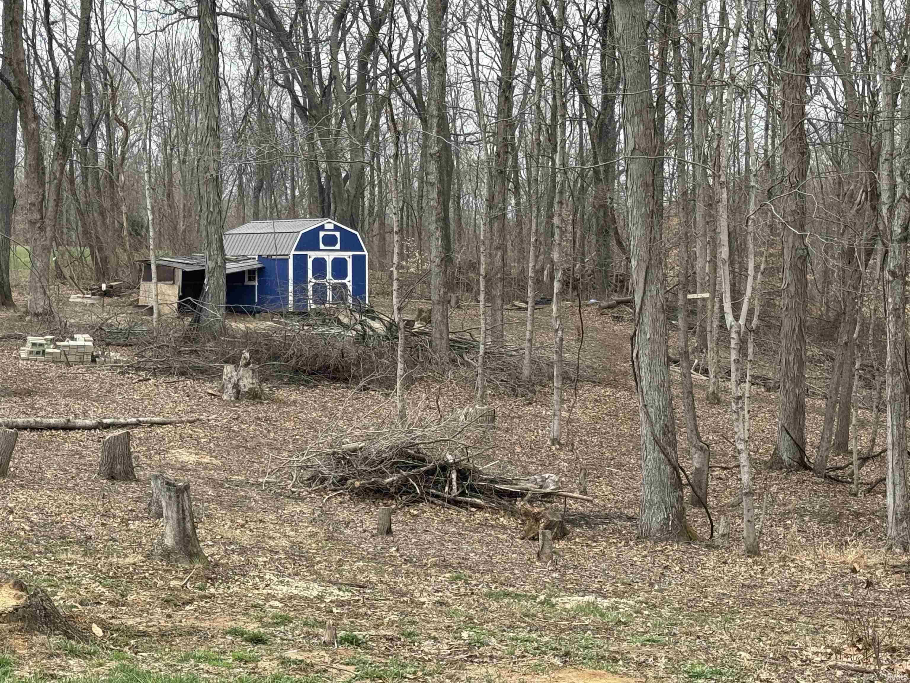 9123 East Pine Road Bloomfield, IN 47424 - Photo 20 of 23