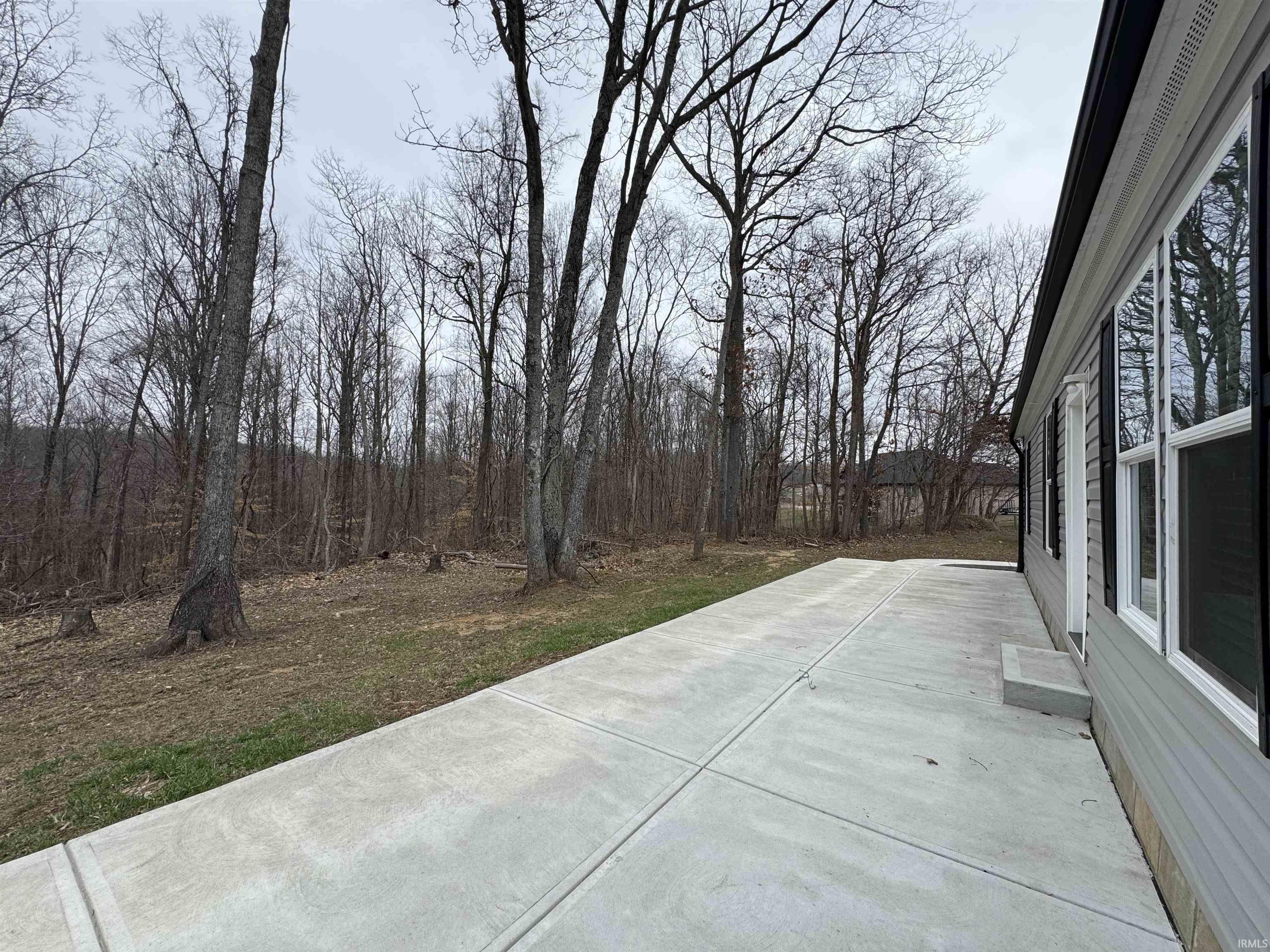 9123 East Pine Road Bloomfield, IN 47424 - Photo 4 of 23