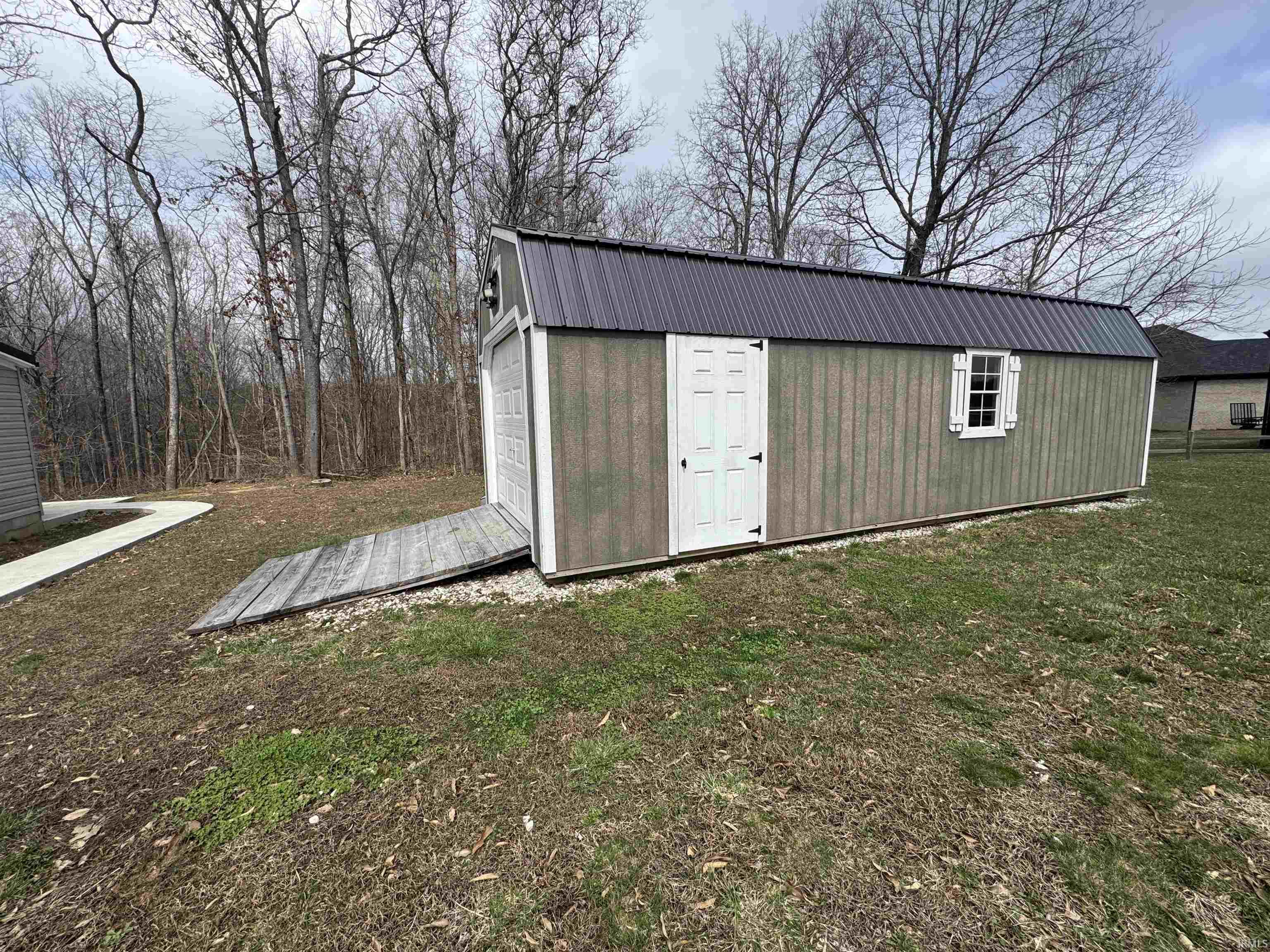 9123 East Pine Road Bloomfield, IN 47424 - Photo 7 of 23