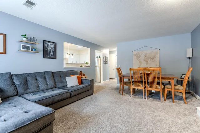 $179,900 | 2939 Byron Center Avenue Southwest, Unit A, Wyoming, MI 49519