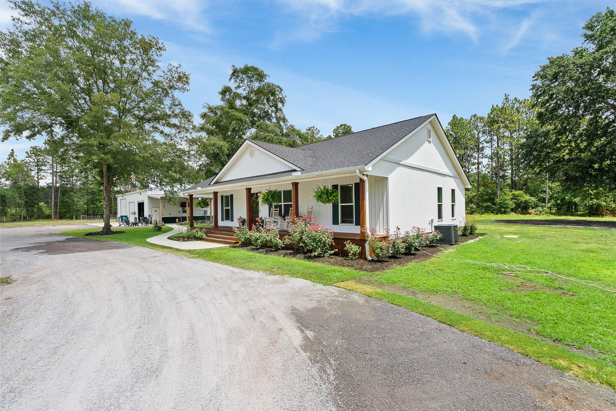 136 Thirteen Way Cross, SC 29436 - Photo 4 of 24 IMG_0129
