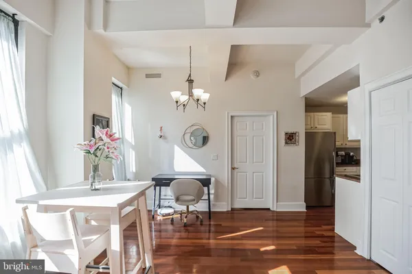 $1,950 | 1500 Chestnut Street, Unit 16I, Philadelphia, PA 19102
