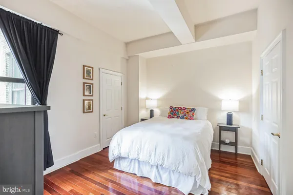 $1,950 | 1500 Chestnut Street, Unit 16I, Philadelphia, PA 19102