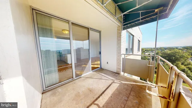 a view of an entryway