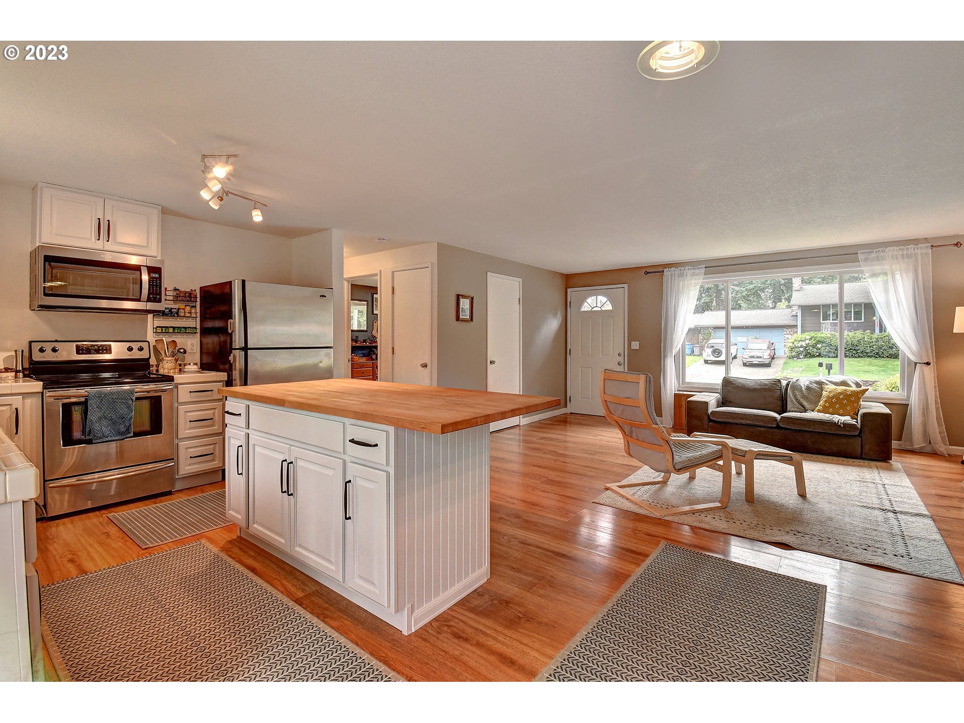 14708 Northeast 7th Street Vancouver, WA 98684 - Photo 13 of 34