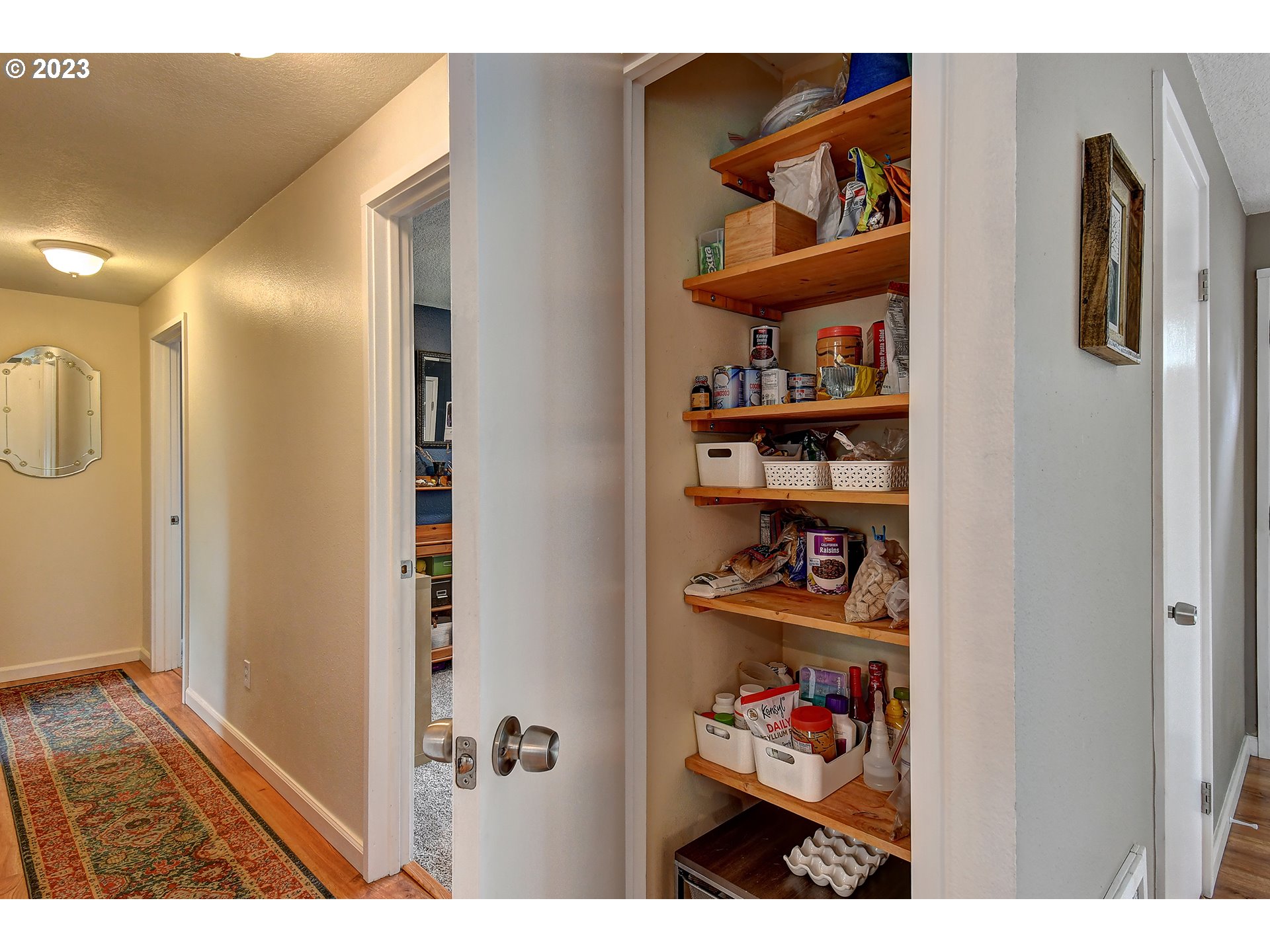14708 Northeast 7th Street Vancouver, WA 98684 - Photo 15 of 34 Pantry
