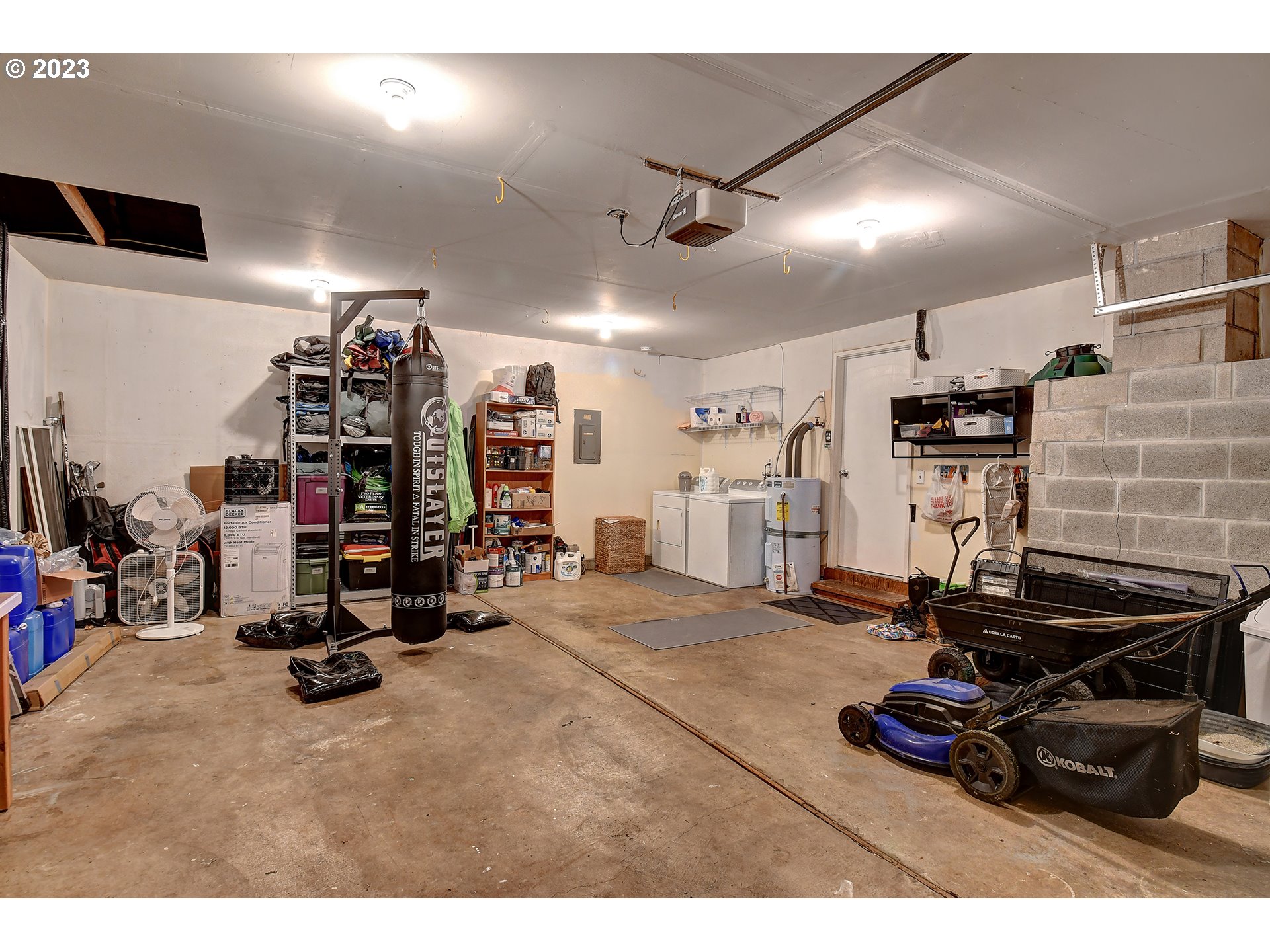 14708 Northeast 7th Street Vancouver, WA 98684 - Photo 27 of 34 Laundry