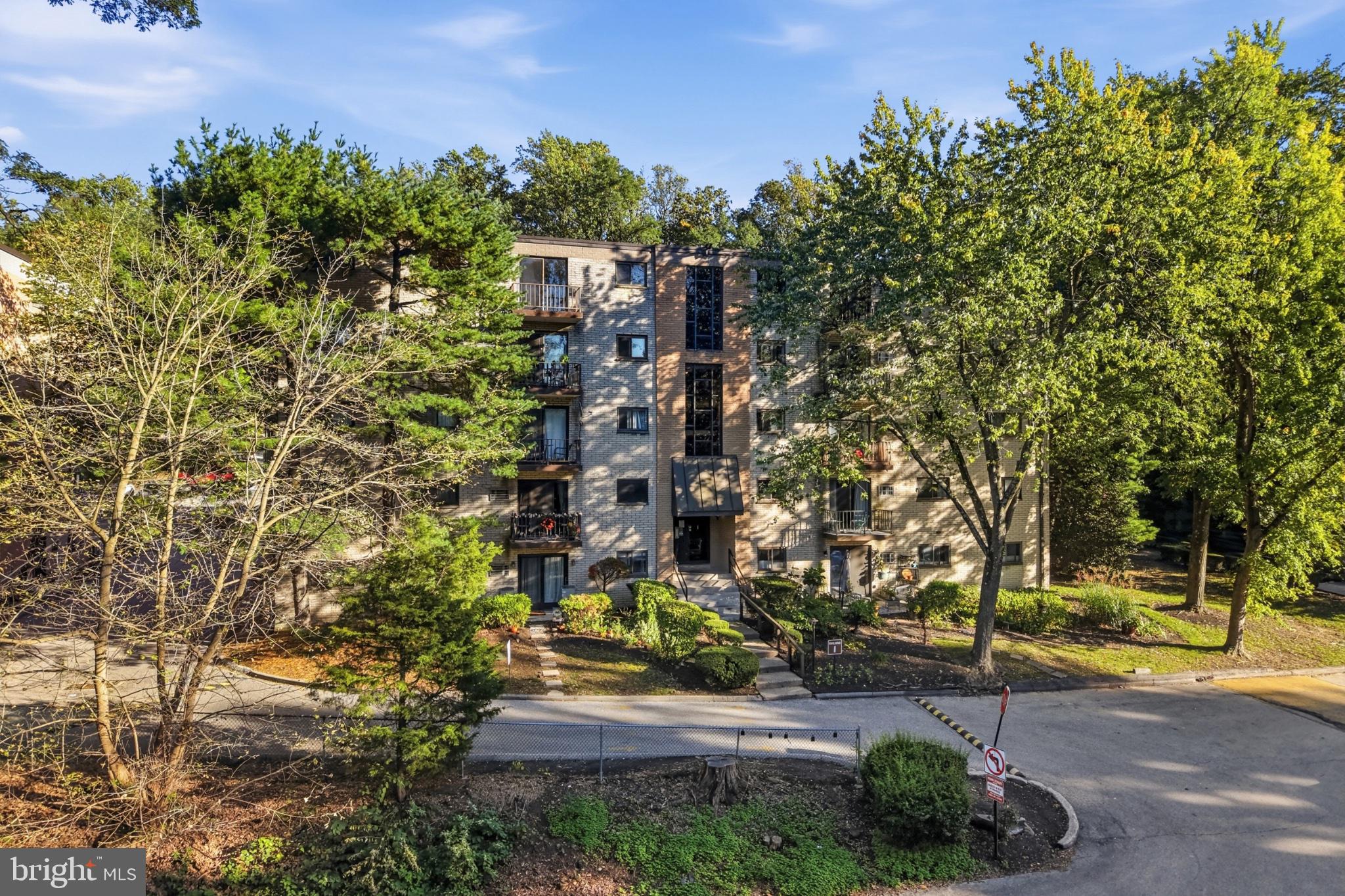 400 Glendale Road, Unit I33 Havertown, PA 19083 - Photo 2 of 24 Gallery Image 2