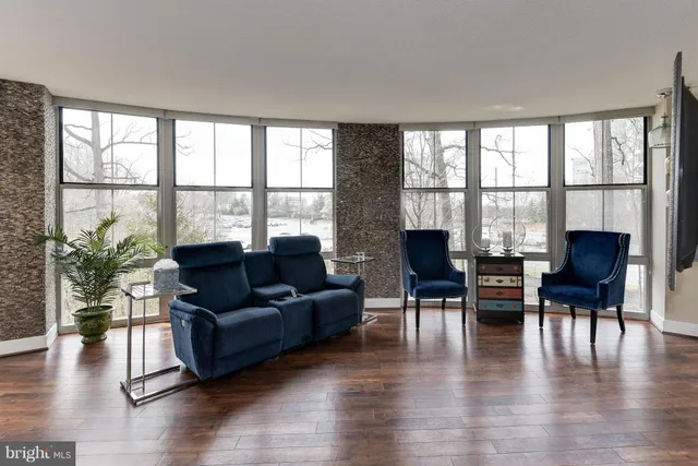 $630,000 | 11800 Sunset Hills Road, Unit 314, Reston, VA 20190