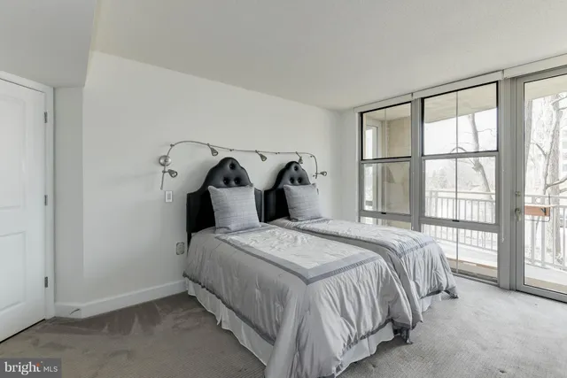 $630,000 | 11800 Sunset Hills Road, Unit 314, Reston, VA 20190