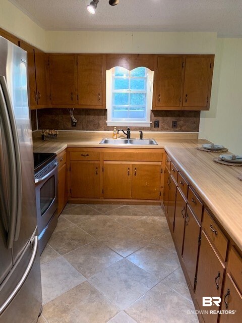 41343 Pine Grove Road Bay Minette, AL 36507 - Photo 6 of 13 Kitchen