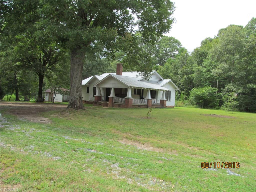 2277 Garner Road Denton, NC 27239 - Photo 1 of 2 SIDE VIEW