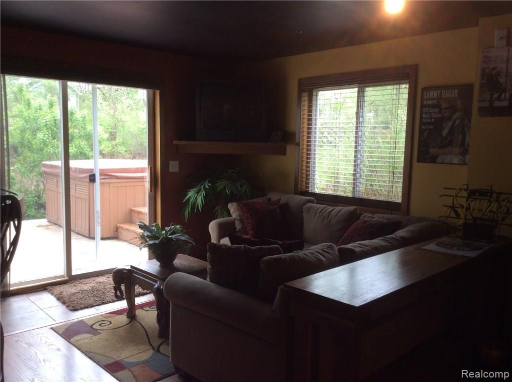 2435 West Coon Lake Road Howell, MI 48843 - Photo 14 of 34 image.jpg