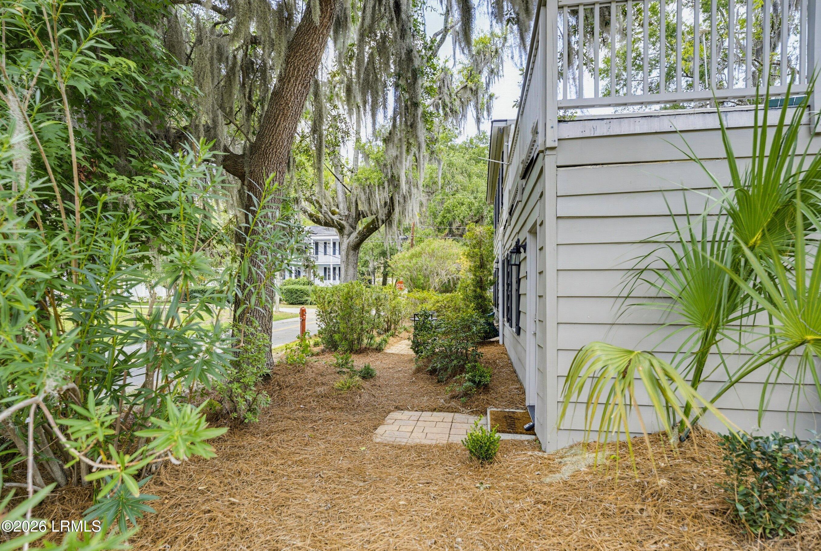 710 Prince Street Beaufort, SC 29902 - Photo 5 of 63 DSC09448.jpg-SMALL